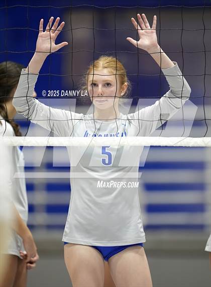 Thumbnail 3 in JV: St. John's @ Bishop O'Connell photogallery.