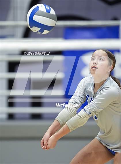 Thumbnail 3 in JV: St. John's @ Bishop O'Connell photogallery.