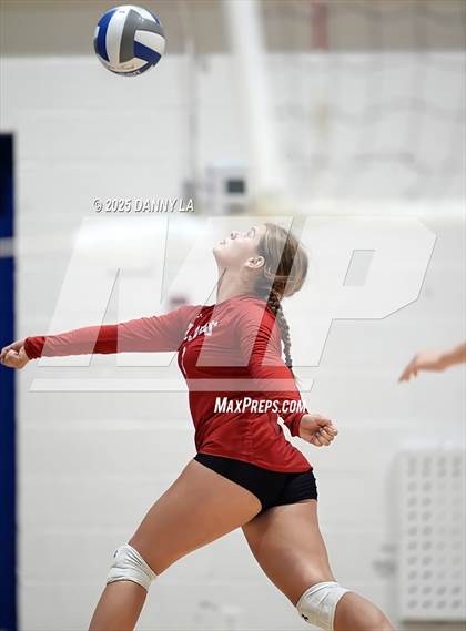 Thumbnail 3 in JV: St. John's @ Bishop O'Connell photogallery.