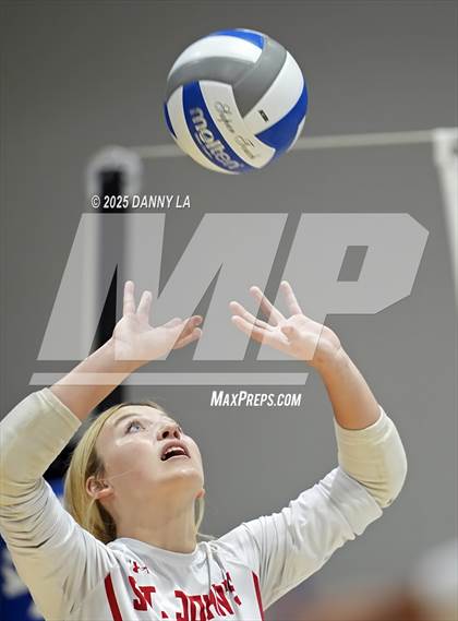 Thumbnail 2 in JV: St. John's @ Bishop O'Connell photogallery.