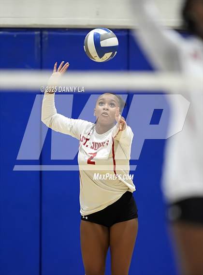 Thumbnail 3 in JV: St. John's @ Bishop O'Connell photogallery.