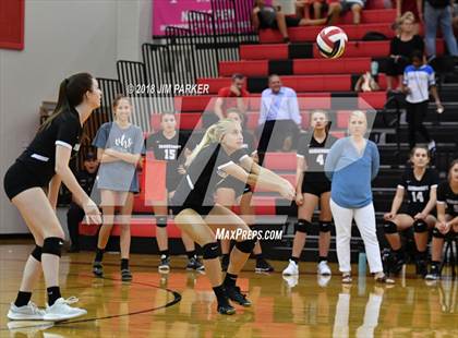 Thumbnail 1 in Vandegrift @ Vista Ridge photogallery.
