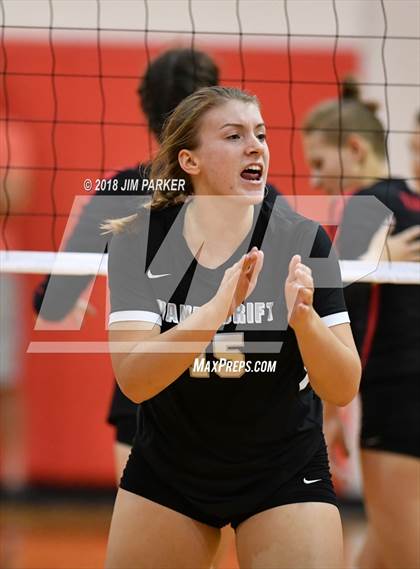 Thumbnail 3 in Vandegrift @ Vista Ridge photogallery.