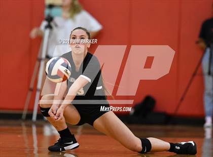 Thumbnail 3 in Vandegrift @ Vista Ridge photogallery.
