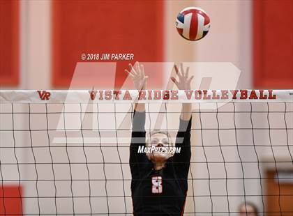 Thumbnail 2 in Vandegrift @ Vista Ridge photogallery.