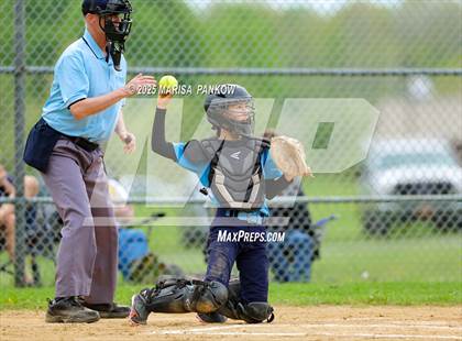 Thumbnail 3 in Bishop Grimes vs Pulaski photogallery.