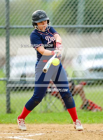Thumbnail 3 in Bishop Grimes vs Pulaski photogallery.
