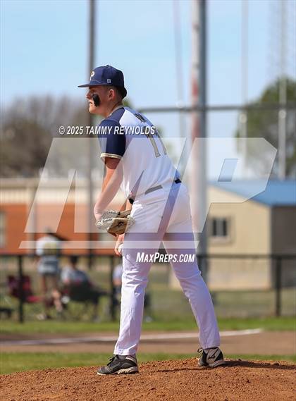 Thumbnail 3 in Lipan @ Perrin-Whitt photogallery.