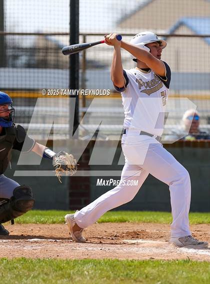 Thumbnail 3 in Lipan @ Perrin-Whitt photogallery.