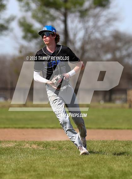 Thumbnail 3 in Lipan @ Perrin-Whitt photogallery.
