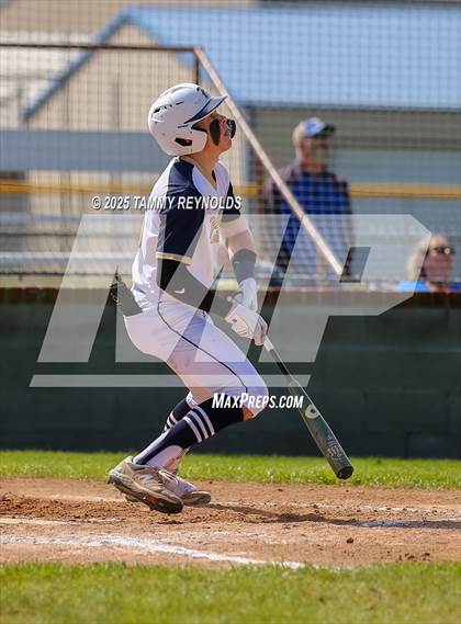 Thumbnail 3 in Lipan @ Perrin-Whitt photogallery.