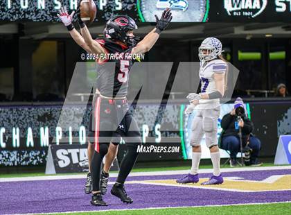 Thumbnail 2 in Camas vs. Sumner (WIAA 4A Final) photogallery.