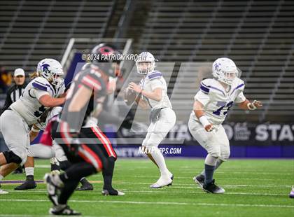 Thumbnail 3 in Camas vs. Sumner (WIAA 4A Final) photogallery.