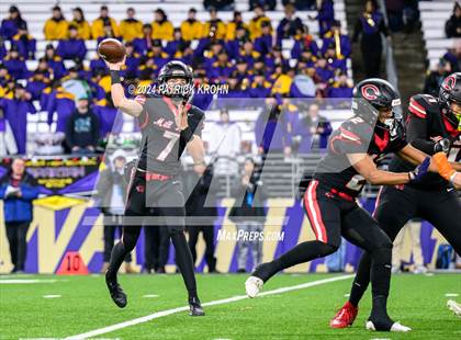 Thumbnail 2 in Camas vs. Sumner (WIAA 4A Final) photogallery.