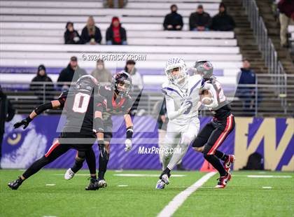 Thumbnail 1 in Camas vs. Sumner (WIAA 4A Final) photogallery.