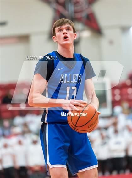 Thumbnail 3 in Allen vs Coppell (UIL 6A Bi-District Playoff) photogallery.