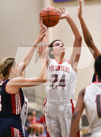 Thumbnail 2 in Cornerstone Christian vs Lee [Robert E.] (SAISD Invitational) photogallery.