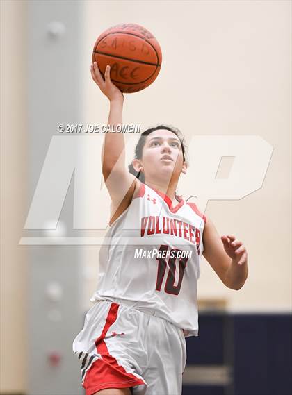 Thumbnail 3 in Cornerstone Christian vs Lee [Robert E.] (SAISD Invitational) photogallery.