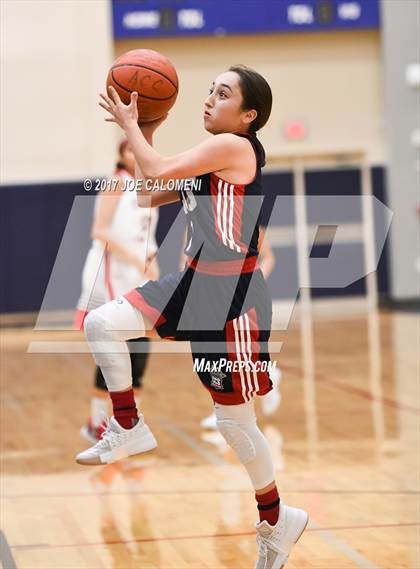 Thumbnail 3 in Cornerstone Christian vs Lee [Robert E.] (SAISD Invitational) photogallery.
