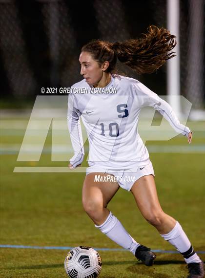 Thumbnail 2 in 11/1/21 Staples vs St Joseph (FCIAC Semifinals) photogallery.