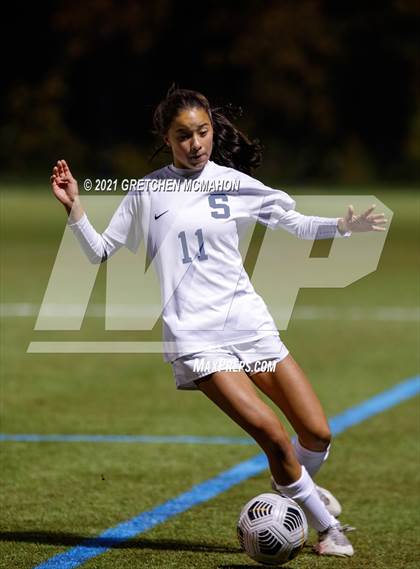 Thumbnail 1 in 11/1/21 Staples vs St Joseph (FCIAC Semifinals) photogallery.