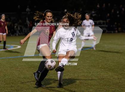 Thumbnail 2 in 11/1/21 Staples vs St Joseph (FCIAC Semifinals) photogallery.