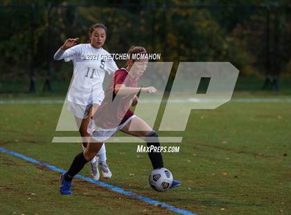 Thumbnail 3 in 11/1/21 Staples vs St Joseph (FCIAC Semifinals) photogallery.