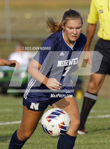 Thumbnail 3 in Heritage @ Norwell photogallery.