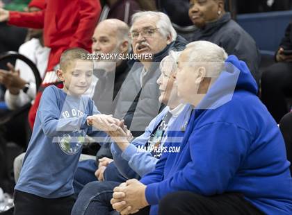 Thumbnail 1 in Belleville East vs O'Fallon (IHSA 4A Regional Final) photogallery.