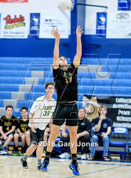 Thumbnail 2 in Del Oro vs. Rio Americano (CIF SJS D2 Final) photogallery.