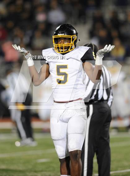 Thumbnail 3 in San Pedro vs. Dorsey (CIF LACS D1 Final) photogallery.