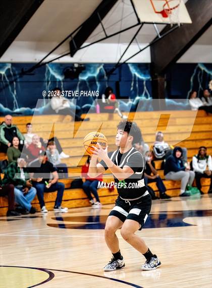 Thumbnail 2 in St. Mary's vs. McClatchy photogallery.