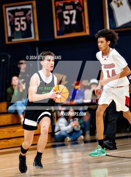 Thumbnail 3 in St. Mary's vs. McClatchy photogallery.