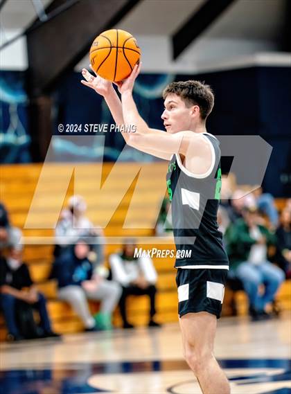 Thumbnail 3 in St. Mary's vs. McClatchy photogallery.
