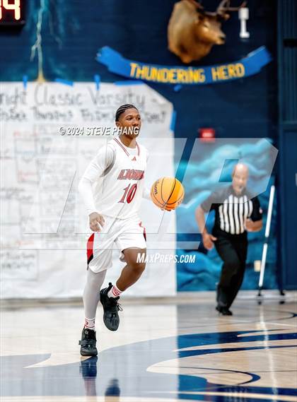 Thumbnail 2 in St. Mary's vs. McClatchy photogallery.