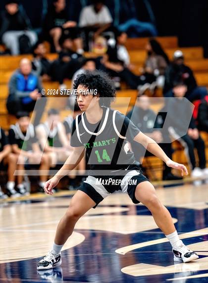 Thumbnail 3 in St. Mary's vs. McClatchy photogallery.