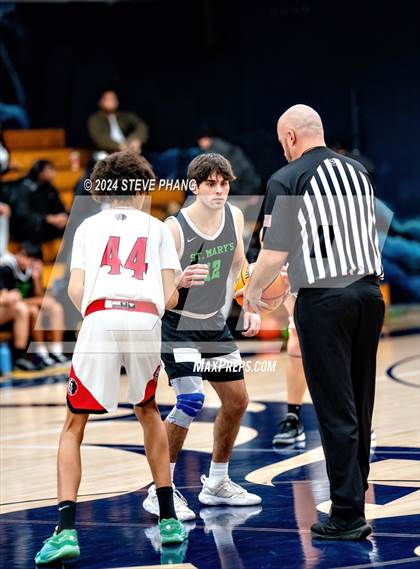 Thumbnail 3 in St. Mary's vs. McClatchy photogallery.