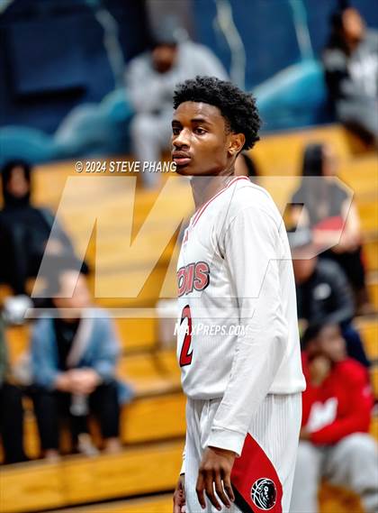 Thumbnail 3 in St. Mary's vs. McClatchy photogallery.