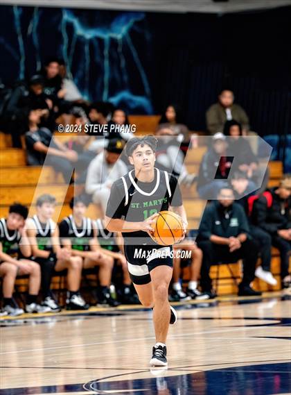 Thumbnail 2 in St. Mary's vs. McClatchy photogallery.