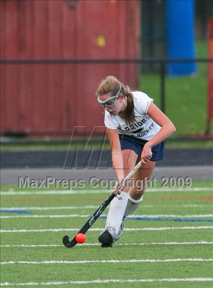 Thumbnail 1 in Wilton vs Norwalk (FCIAC Quarterfinal) photogallery.