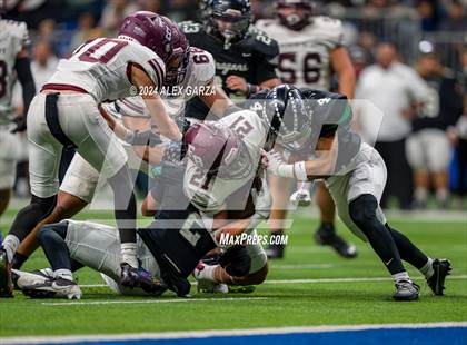 Thumbnail 2 in Flour Bluff @ Southwest (UIL 5A Regional Playoff) photogallery.