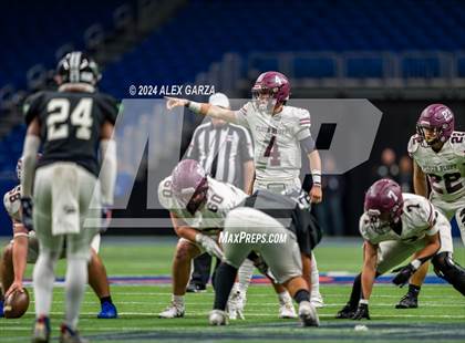 Thumbnail 3 in Flour Bluff @ Southwest (UIL 5A Regional Playoff) photogallery.
