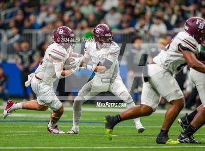 Thumbnail 3 in Flour Bluff @ Southwest (UIL 5A Regional Playoff) photogallery.