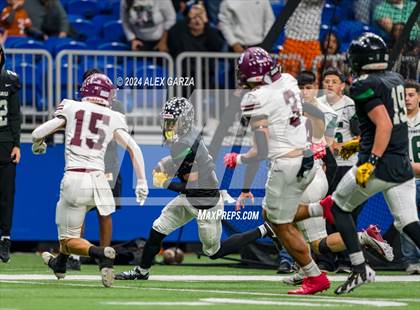 Thumbnail 2 in Flour Bluff @ Southwest (UIL 5A Regional Playoff) photogallery.