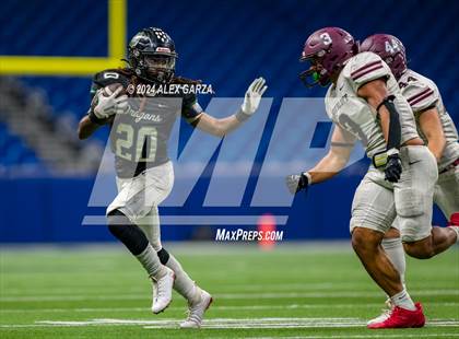Thumbnail 1 in Flour Bluff @ Southwest (UIL 5A Regional Playoff) photogallery.