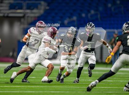 Thumbnail 2 in Flour Bluff @ Southwest (UIL 5A Regional Playoff) photogallery.