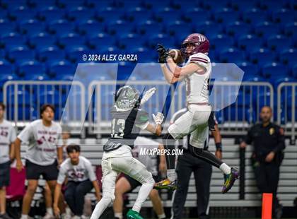 Thumbnail 2 in Flour Bluff @ Southwest (UIL 5A Regional Playoff) photogallery.