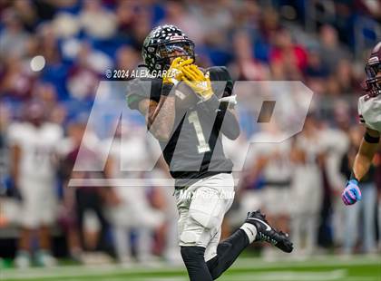 Thumbnail 2 in Flour Bluff @ Southwest (UIL 5A Regional Playoff) photogallery.