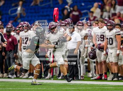 Thumbnail 1 in Flour Bluff @ Southwest (UIL 5A Regional Playoff) photogallery.