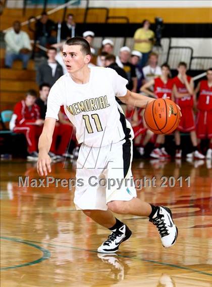 Thumbnail 2 in Pasadena Memorial vs Memorial (Mc Donald's Texas Invitational) photogallery.